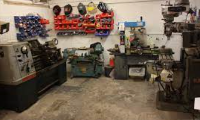 Precision Machining: From Lathe to CNC Milling - Exploring the Basics